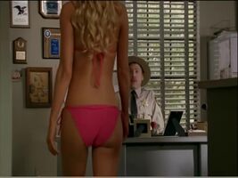 Jessica Simpson sexy tease in bikini