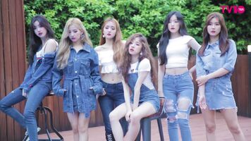 I-DLE Sexy Photoshoot BTS