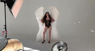 I Am 99% Devil 1% Angel - Photoshoot Behind The Scenes