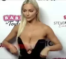 heavy ass titties