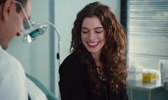 Anne Hathaway - Love & Other Drugs